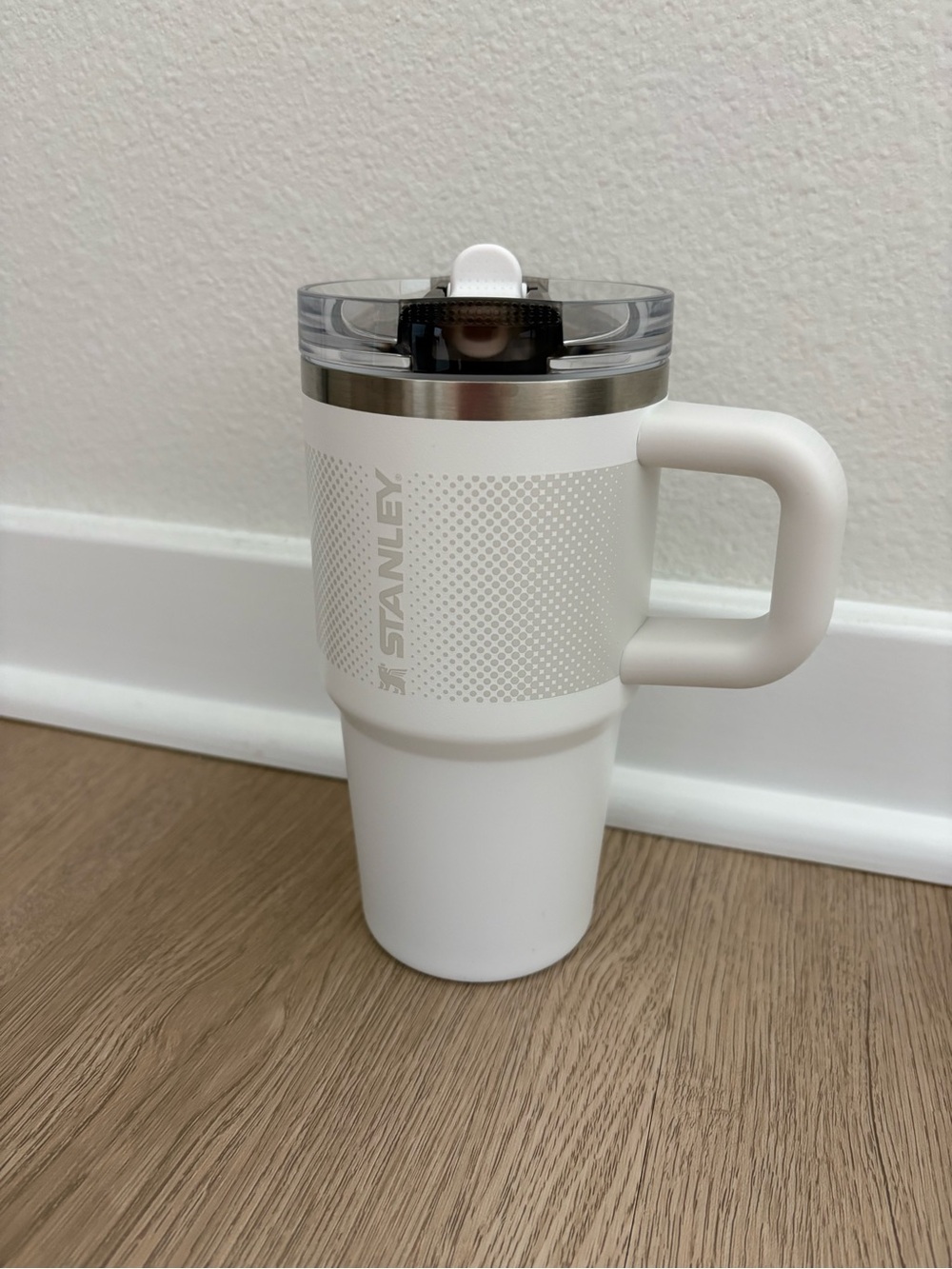 STANLEY White Quencher Mug/Tumbler - 20oz
